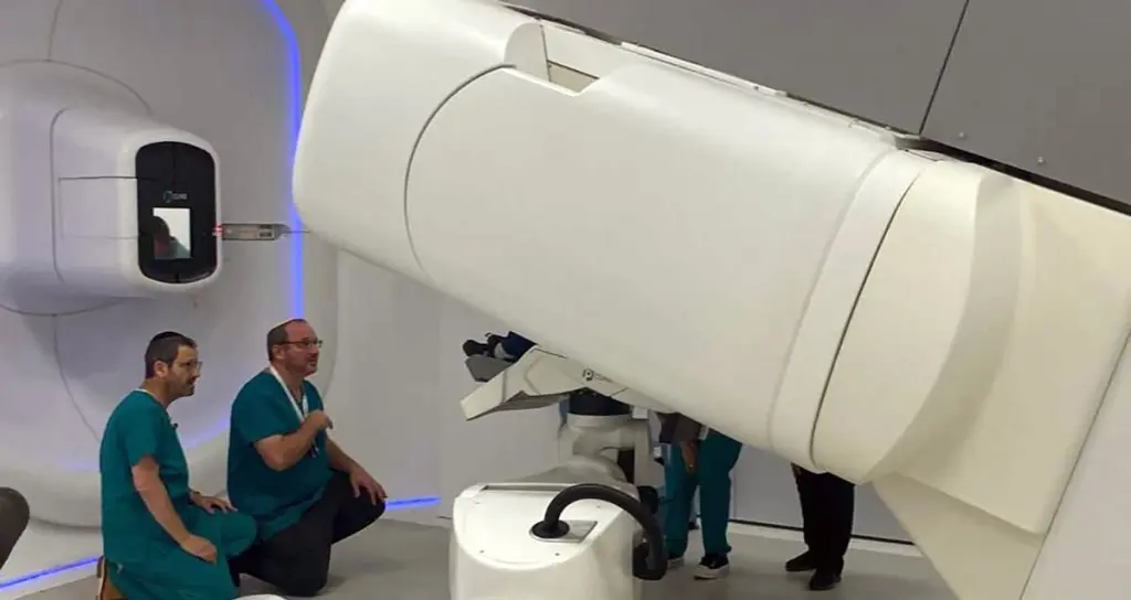 protontherapy-Hadassah.jpg